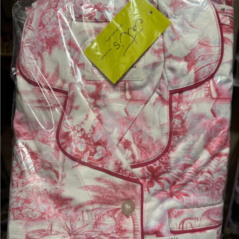 Palm Grove Toile Pima Knit Capri Set by The Cat’s Pajamas - Picture 2 of 3